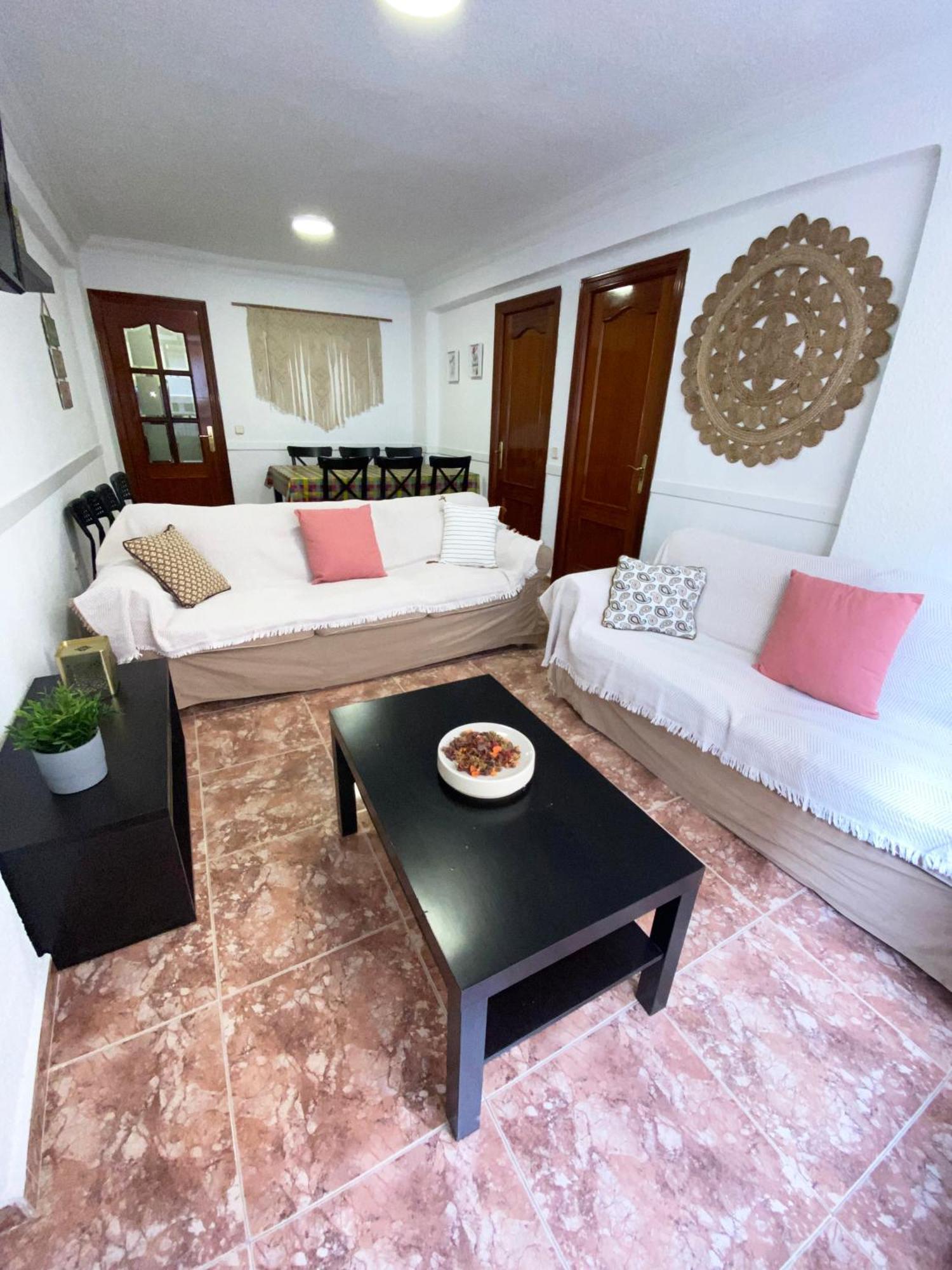 Апартаменты Apartamento Deborah Малага Экстерьер фото